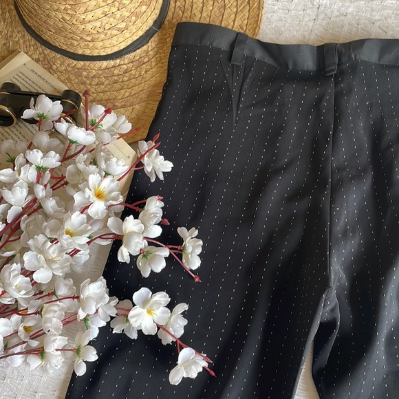 Black flared pants with pin stripes - Picture 7 of 7